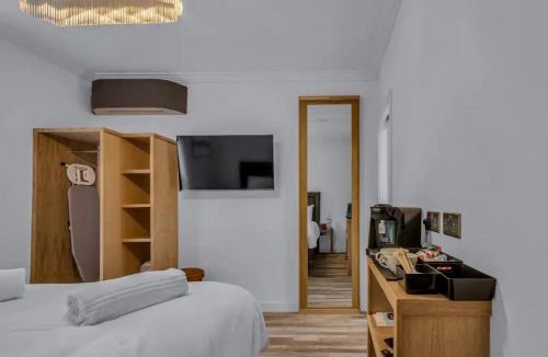 Petham Apartment | Downs View a Tranquil Space for Two - Pass the Keys