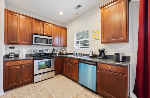 Durham House | Downtown Bliss on Suncrest Ct