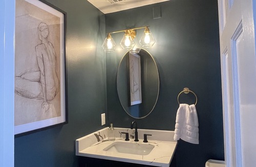 High Point Condo | Downtown High Point condo with Stunning Views!