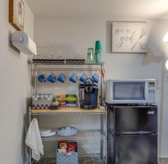 Woodbine Apartment | Downtown in Minutes Nashville Sweet Retreat