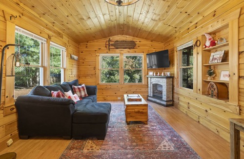 Candler Cabin | Dream Weaver Cabin in Asheville