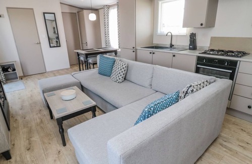 Morpeth Cabin | Dreams & Streams, West Thirston