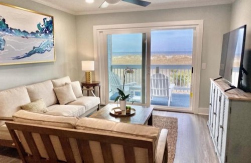 Carolina Beach Apartment | Driftwood Cottage - First floor OCEANFRONT beach retreat! Exceptional views, location and privacy condo