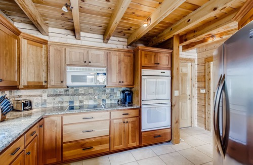 Sherrills Ford House | Driftwood Cove by SoCharm | Peaceful Private Beach