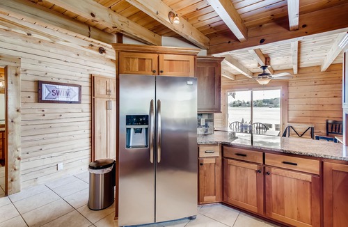 Sherrills Ford House | Driftwood Cove by SoCharm | Peaceful Private Beach