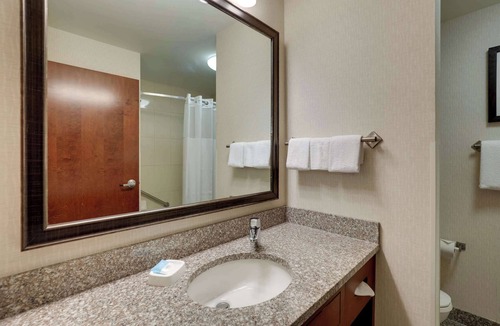 Arrowood Hotel | Drury Inn & Suites Charlotte Arrowood