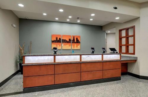 Arrowood Hotel | Drury Inn & Suites Charlotte Arrowood