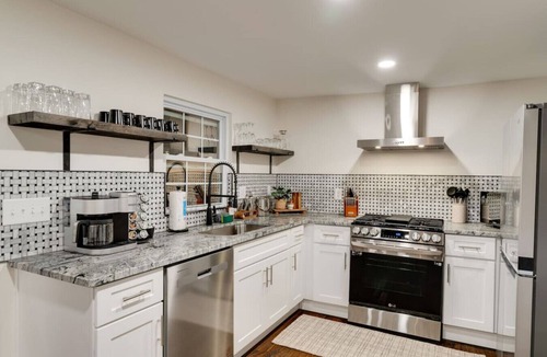 Greenwood House | East Nashville One Level Home with Big Yard