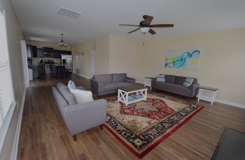 Hubert House | Eastern NC Home away from Home #peytonsridge