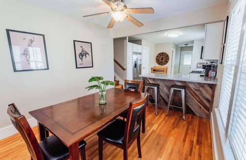 East Hill House | Eastside Vibe - BIG & Central