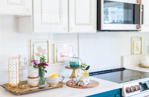 Huntersville House | Eclectic 1906 Farmhouse 2 Acres Hammocks & Charm