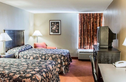 Burlington Hotel | Econo Lodge Burlington I-40