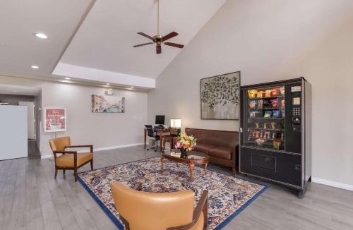 Greenville Cabin | Econo Lodge