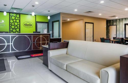 Selma Cabin | Econo Lodge