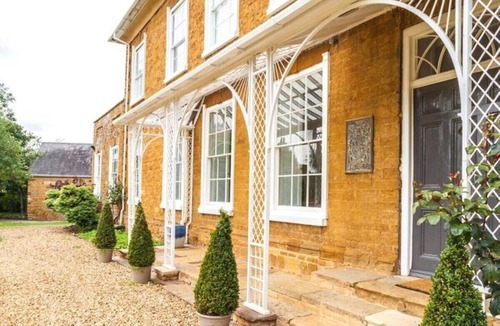 Earls Barton House | Ecton House - Exclusive Hire for up to 24 plus guests