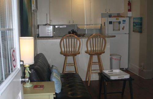 Wrightsville Beach Apartment | Efficiency Apartment in the Heart of Wrightsville Beach