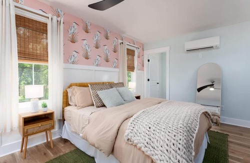 Wrightsboro House | Egret Escape - 5 Minutes to downtown Wilmington