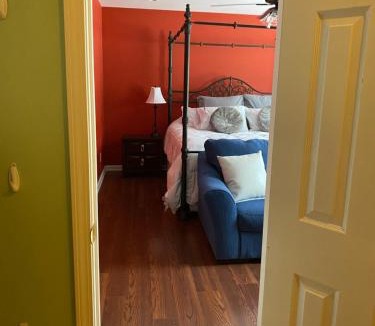 Snow Hill Apartment | El Suite