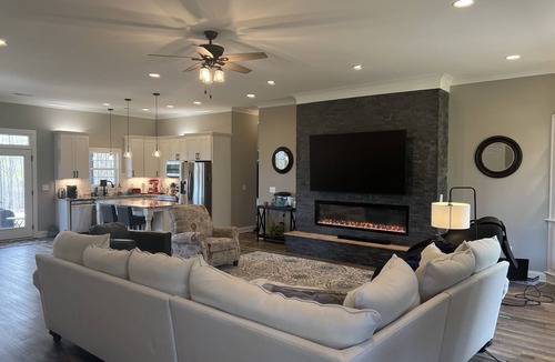 Reidsville House | Elegant Countryside Modern Farmhouse