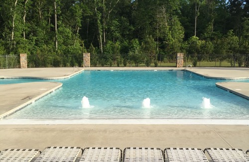 Greenville House | Elegant & Tranquil 3BR Townhome in Greenville’s Convention District