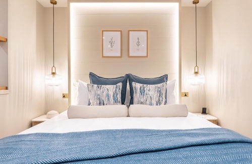 Middlezoy Hotel | Elements Suites
