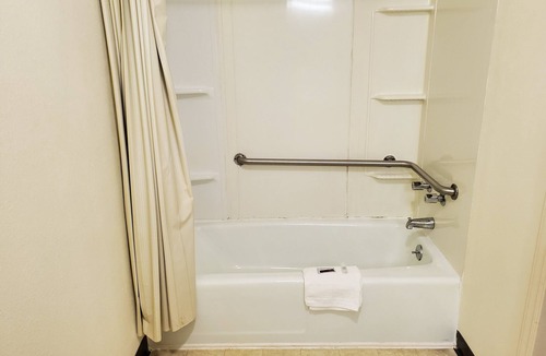 Jonesville Hotel | Elk Inn