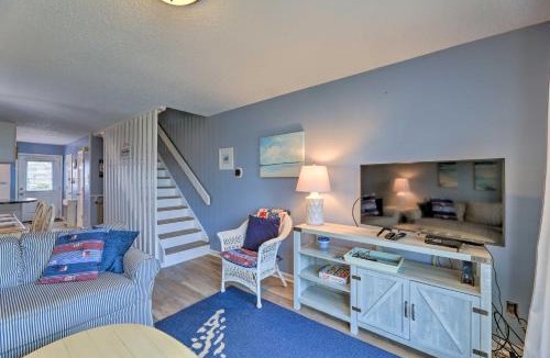 Emerald Isle House | Emerald Isle Townhome with Pool and Beach Access!