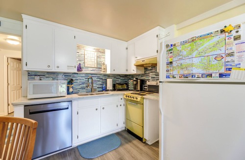 Emerald Isle Cottage | Emerald Isle Vacation Rental, Walk to Beach!
