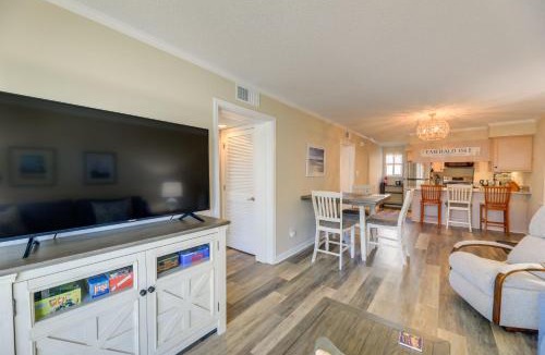 Emerald Isle Apartment | Emerald Isle Vacation Rental with Resort Pool!