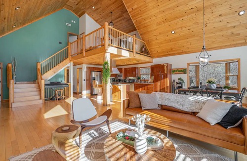 Old Fort House | Enchanting Mountain Oasis
