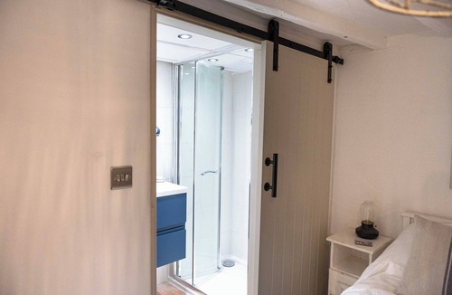 Mevagissey Apartment | Entire Harbourside Lodge and Courtyard, just a few feet from Mevagissey Harbour