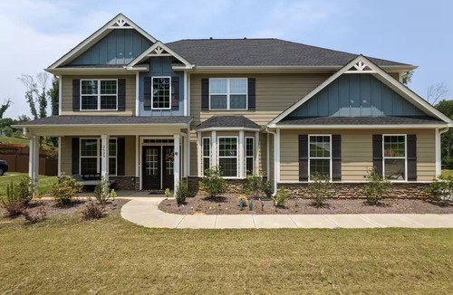 Belmont House | Entire Home in Belmont - Greater Charlotte Area