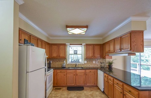 Olivia House | Entire Home in the Lakes