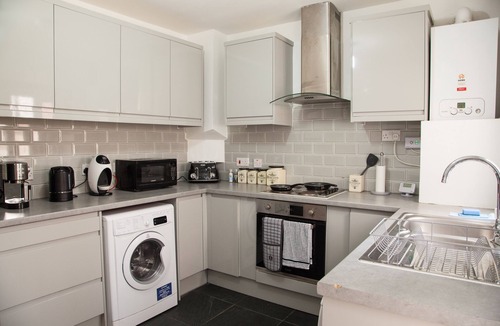 Gorton House | Entire Modern Home in Manchester For You