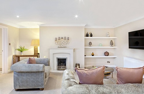 Harrogate House | Entire spacious apartment - central Harrogate