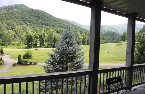 Whittier Condo | Epic Mountain & Golf Views! Huge deck! Washer & Dryer! Full Kitchen! Amenities!