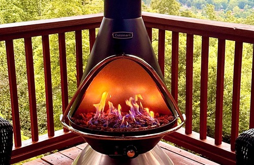 Frank Cabin | Escape the ordinary, discover the tranquility & warmth of this A-Frame cabin