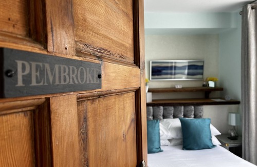 Lampeter Bed & Breakfast | Evangelisa