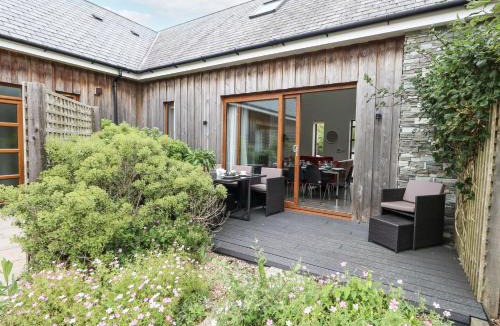 Upwey House | Everdene