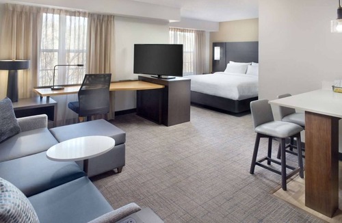 Morrisville Hotel | Everything You Need For The Perfect Vacation! Free Breakfast, Pool, Pet-Friendly