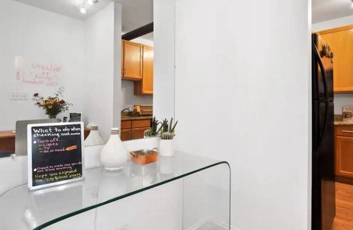 Greensboro Condo | Experience comfort near Greensboro Coliseum 6 min