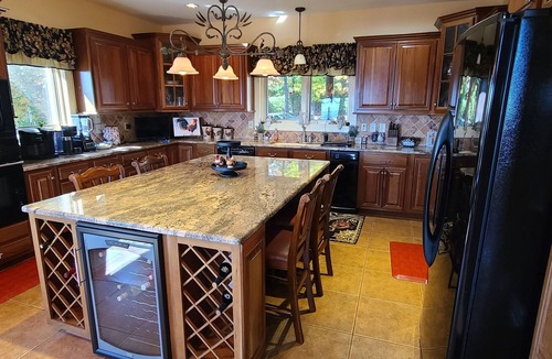 Ferguson Cabin | Experience Tranquility at Trinity Lodge, your Mountain Oasis in Leatherwood