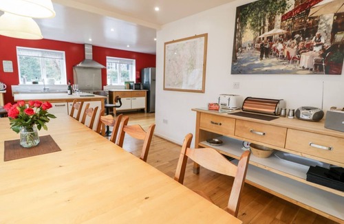 Gallt Y Foel House | Explore Ty Coch: A Gem in Llanberis
