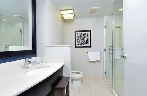 Downtown Wilmington Hotel | Explore Wilmington - Modern Stay Near Riverfront Paths and Historic Landmarks