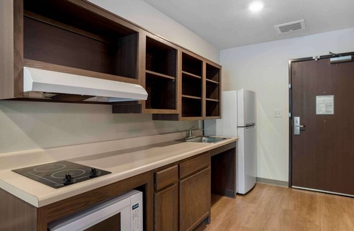 Matthews Hotel | Extended Stay America Suites - Charlotte - Matthews