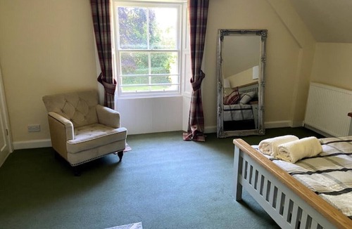 Auchendinny House | Fabulous 2 Bedroom House Just Outside Edinburgh