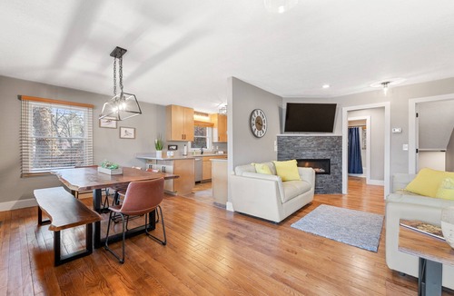 Lake Junaluska House | Fabulous lake view abode with five bedrooms and balcony - pool & tennis access