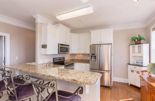 North Carolina Coast Condo | Fabulous Ocean Views-Elevator-3 BR 3 BA Entire Top floor!