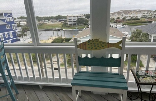 North Carolina Coast Condo | Fabulous Ocean Views-Elevator-3 BR 3 BA Entire Top floor!