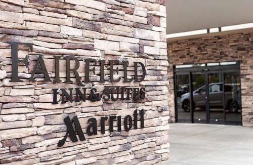 Rockingham Hotel | Fairfield Inn & Suites by Marriott - Rockingham, NC